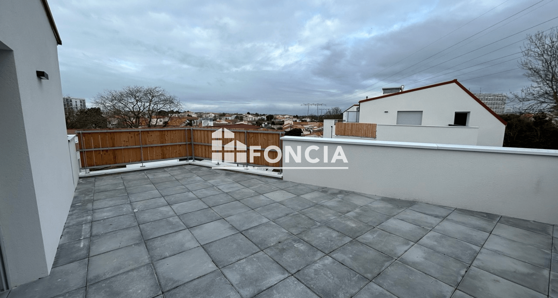Appartement 4 pièces (77.2 m²) à louer - La Rochelle (17000)