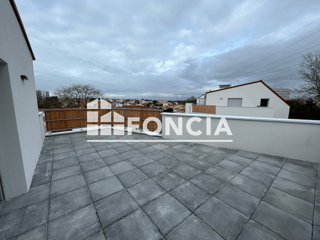 Appartement 4 pièces (77.2 m²) à louer - La Rochelle (17000)
