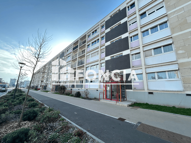 Appartement 5 pièces (83.5 m²) à louer - Chatellerault (86100)
