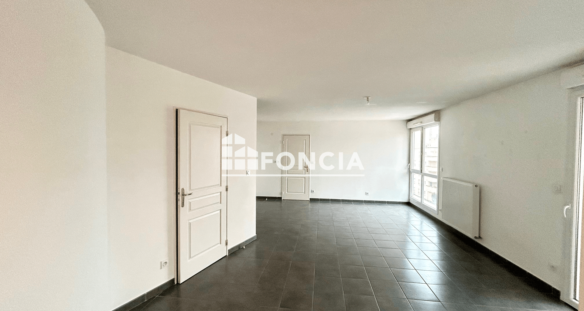 Appartement 3 pièces (69.86 m²) à louer - Vénissieux (69200)