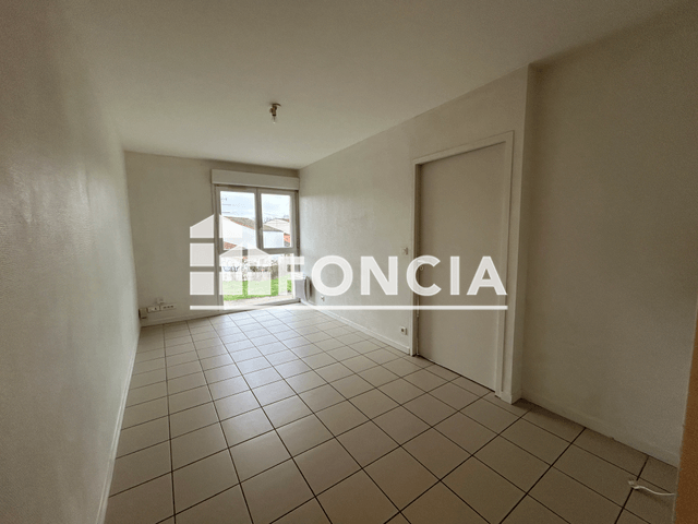 Appartement 2 pièces (34.75 m²) à louer - La Roche Sur Yon (85000)
