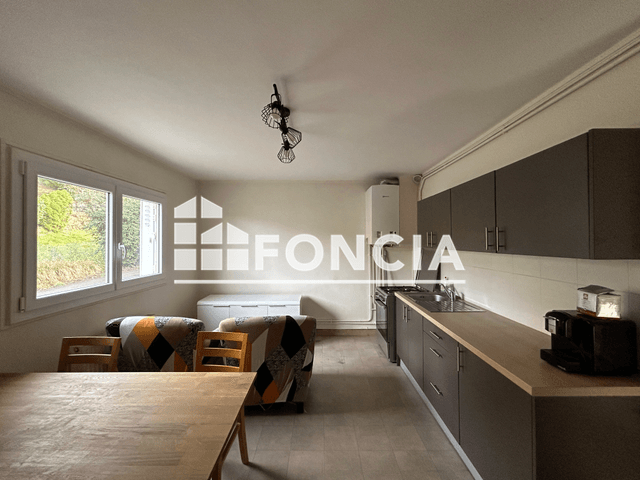 Appartement meublé 2 pièces (30.8 m²) à louer - Aiglemont (08090)