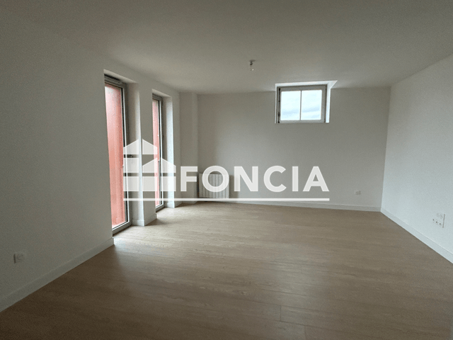 Appartement 2 pièces (61.47 m²) à louer - Armentieres (59280)