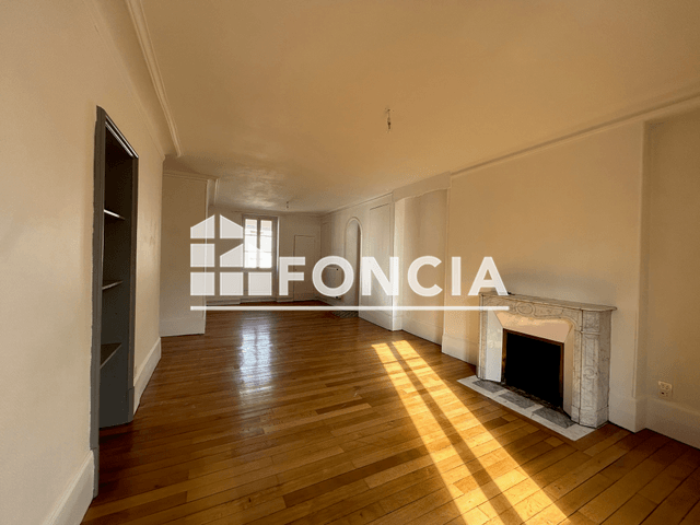 Appartement 7 pièces (127.4 m²) à louer - Dijon (21000)