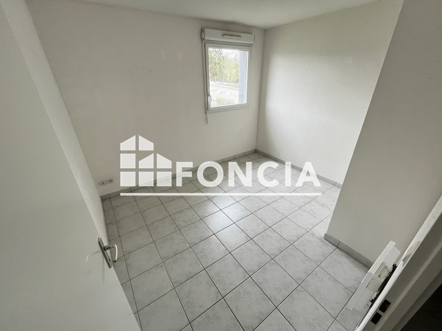Appartement 3 pièces (61 m²) à louer - St Georges Des Groseillers (61100)