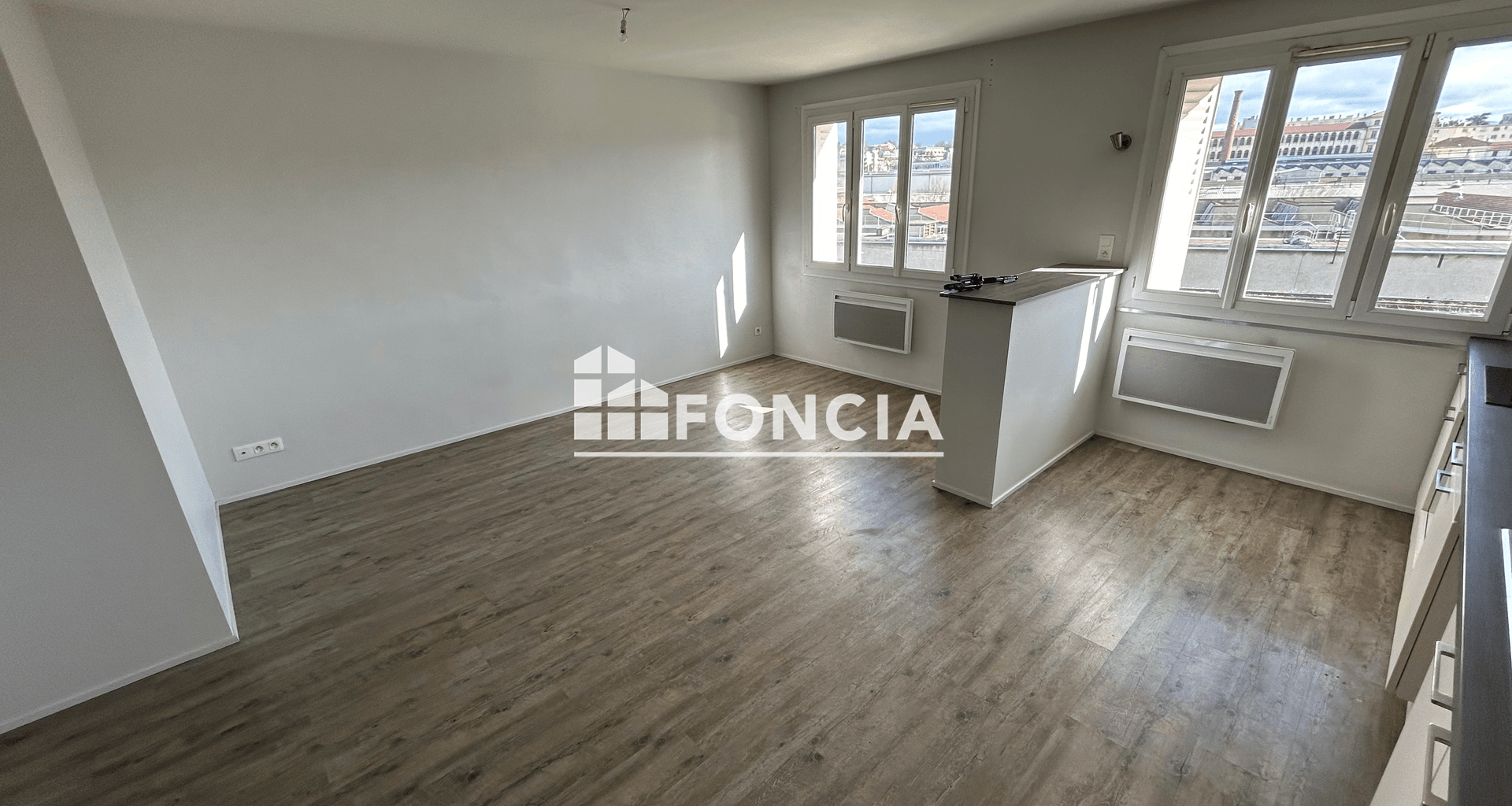 Appartement 3 pièces (61.54 m²) à louer - Bourg-lès-valence (26500)
