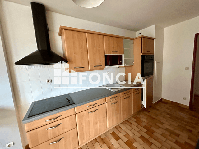 Appartement 3 pièces (74.1 m²) à louer - Strasbourg (67000)