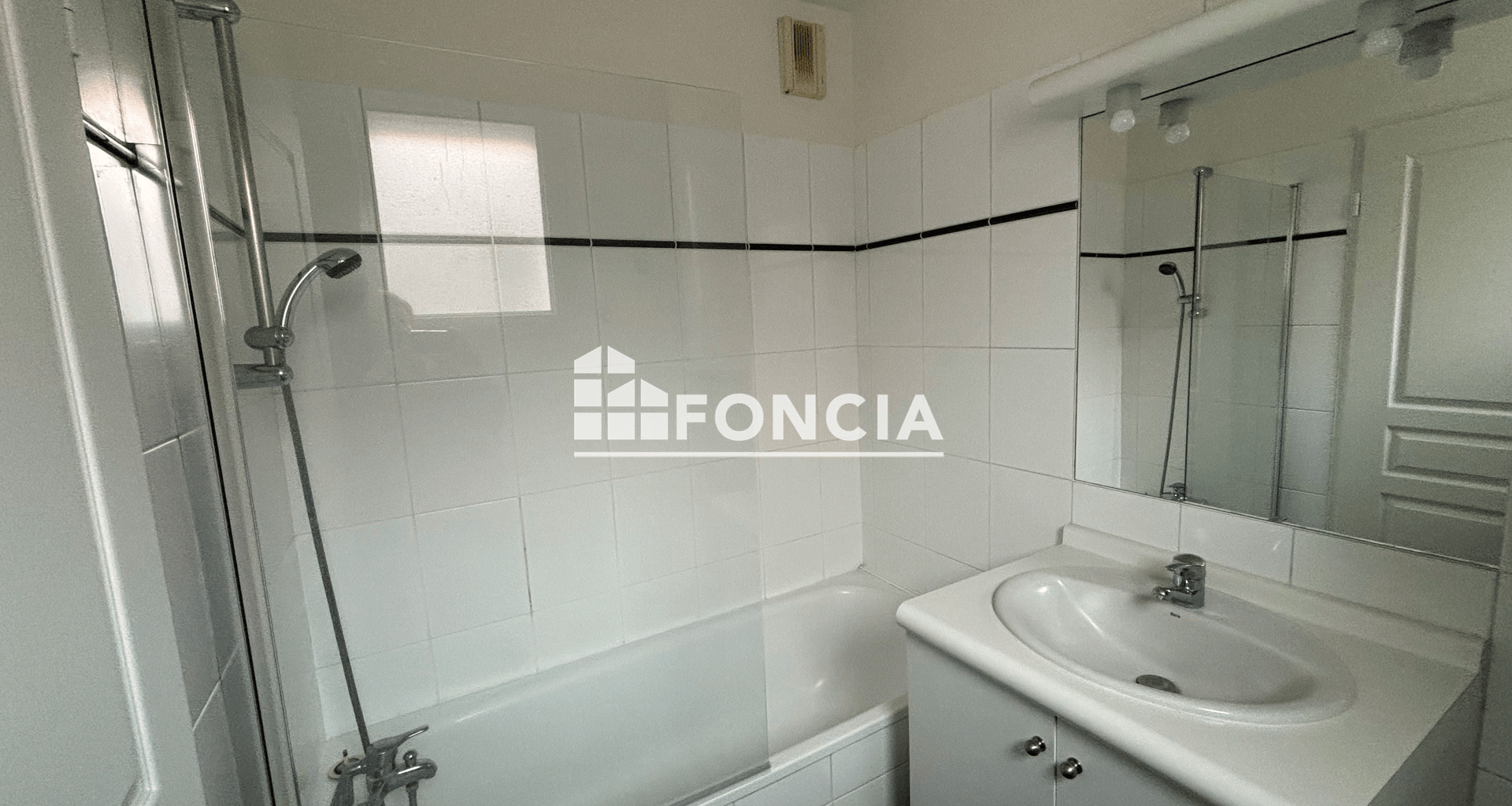 Studio meublé (33.01 m²) à louer - Clermont-ferrand (63000)
