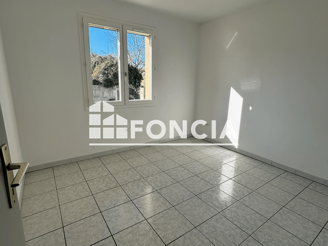 Maison 7 pièces (126.2 m²) à louer - Manduel (30129)