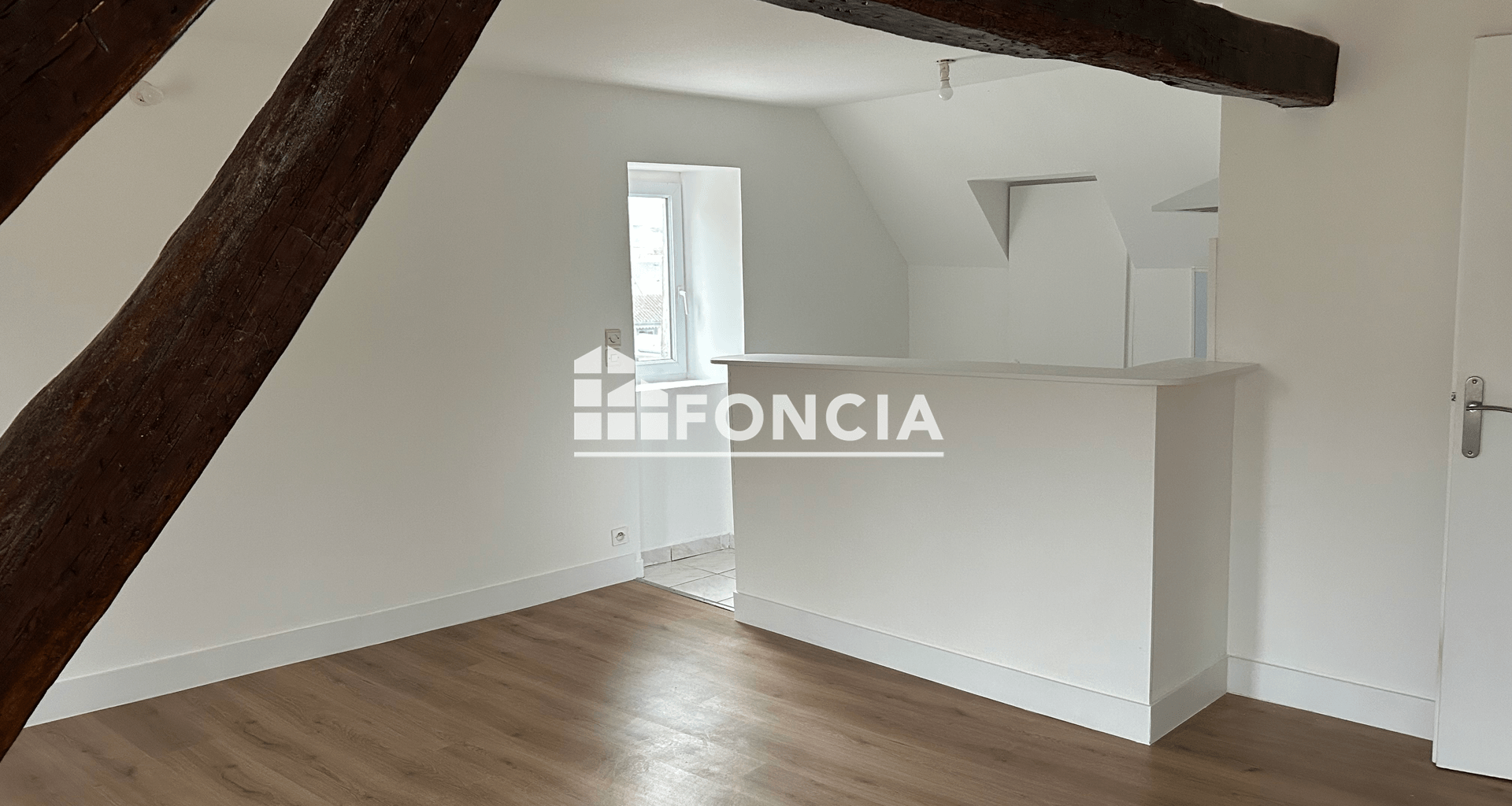 Appartement 3 pièces (42 m²) à louer - Orléans (45000)