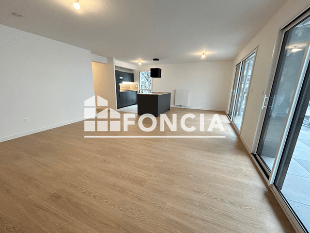 Appartement 4 pièces (98.03 m²) à louer - Vannes (56000)