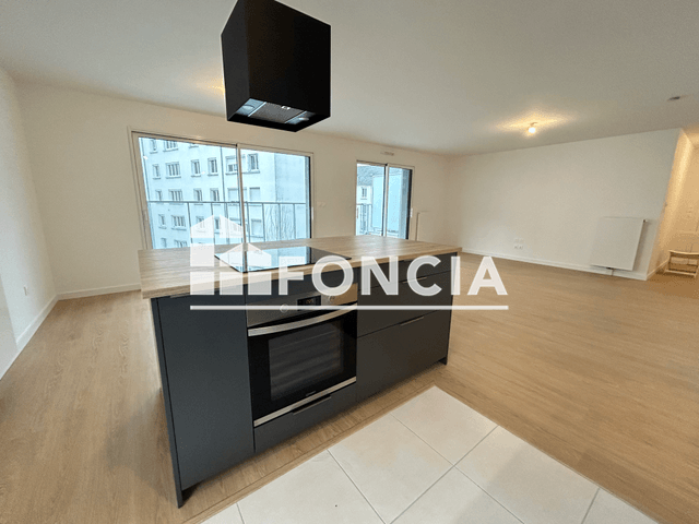 Appartement 4 pièces (98.03 m²) à louer - Vannes (56000)