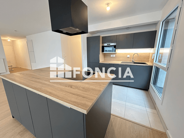 Appartement 4 pièces (98.03 m²) à louer - Vannes (56000)