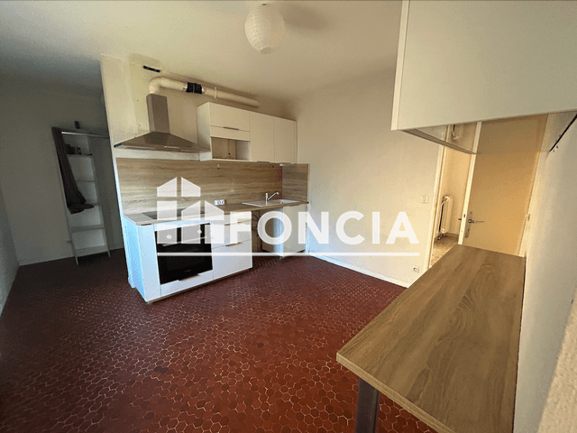 Appartement 5 pièces (115.07 m²) à louer - Aix En Provence (13100)