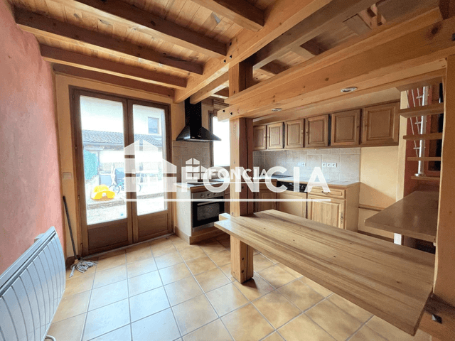 Appartement 2 pièces (68.3 m²) à louer - Renage (38140)