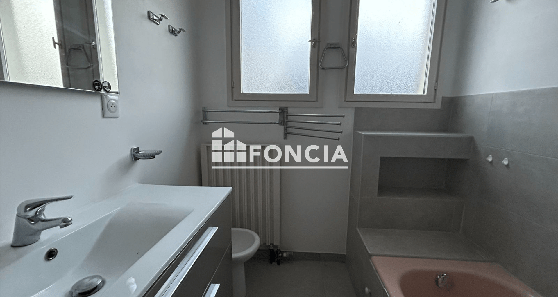 Appartement 3 pièces (93.49 m²) à louer - Chambéry (73000)
