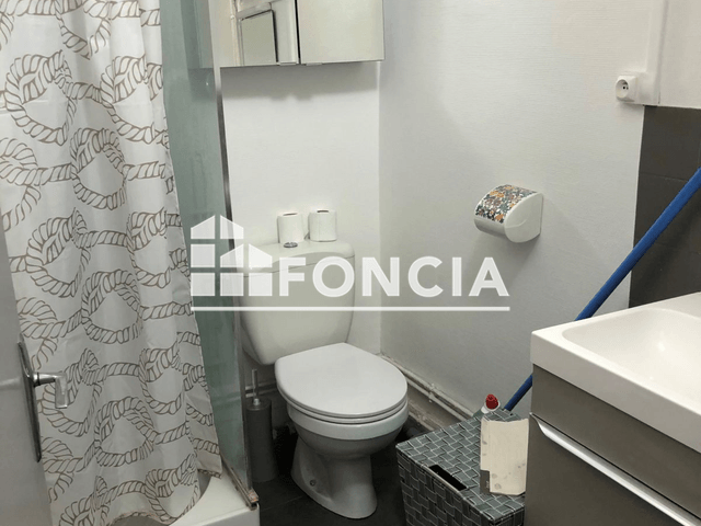 Studio meublé (18.43 m²) à louer - Voiron (38500)