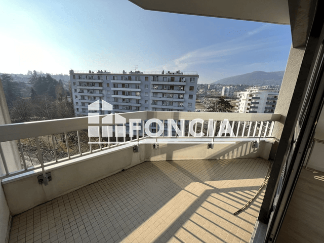 Appartement 2 pièces (66 m²) à louer - Voiron (38500)