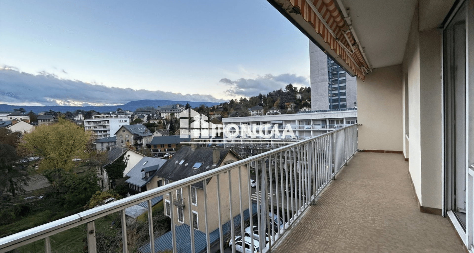 Appartement 3 pièces (93.49 m²) à louer - Chambéry (73000)