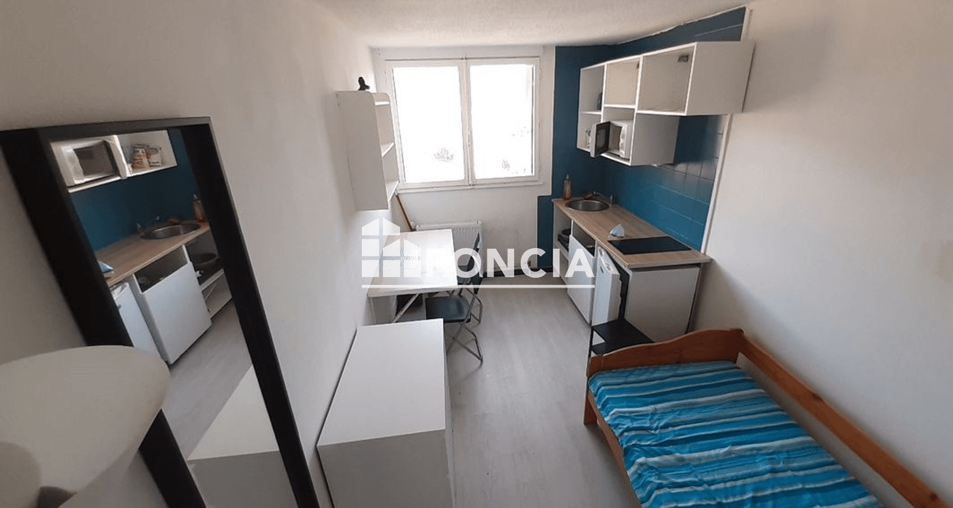 Studio meublé (9.86 m²) à louer - Grenoble (38100)