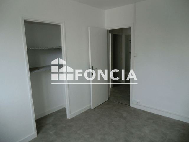 Appartement 4 pièces (60.82 m²) à louer - Saint Martin D'heres (38400)
