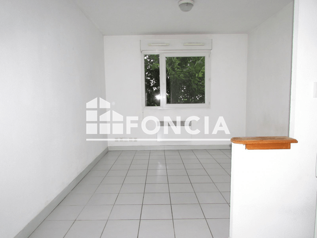 Studio (18.48 m²) à louer - Saint Martin D'heres (38400)