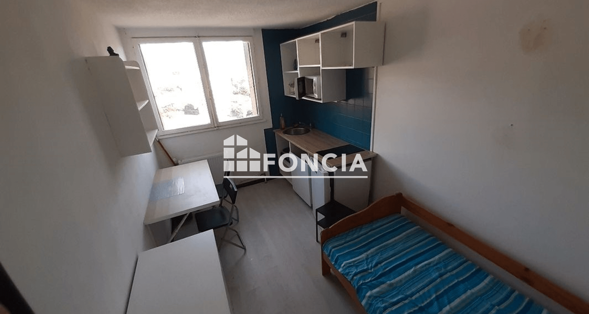 Studio meublé (9.86 m²) à louer - Grenoble (38100)