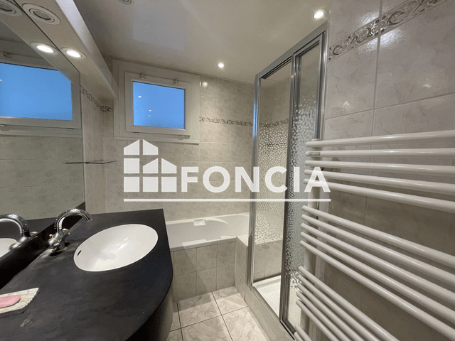 Appartement 4 pièces (94.36 m²) à louer - Grenoble (38100)