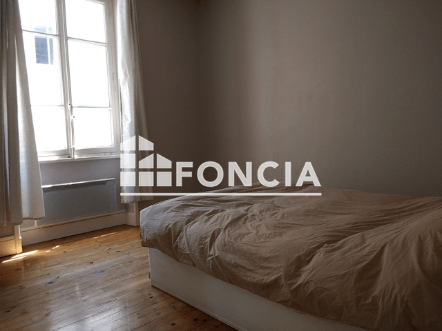 Appartement meublé 3 pièces (76.66 m²) à louer - Grenoble (38100)