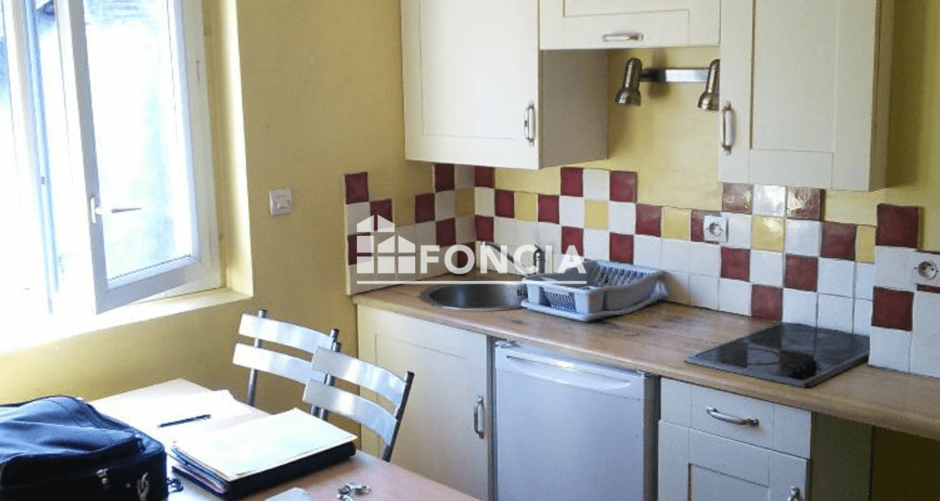 Studio (18.69 m²) à louer - Grenoble (38000)