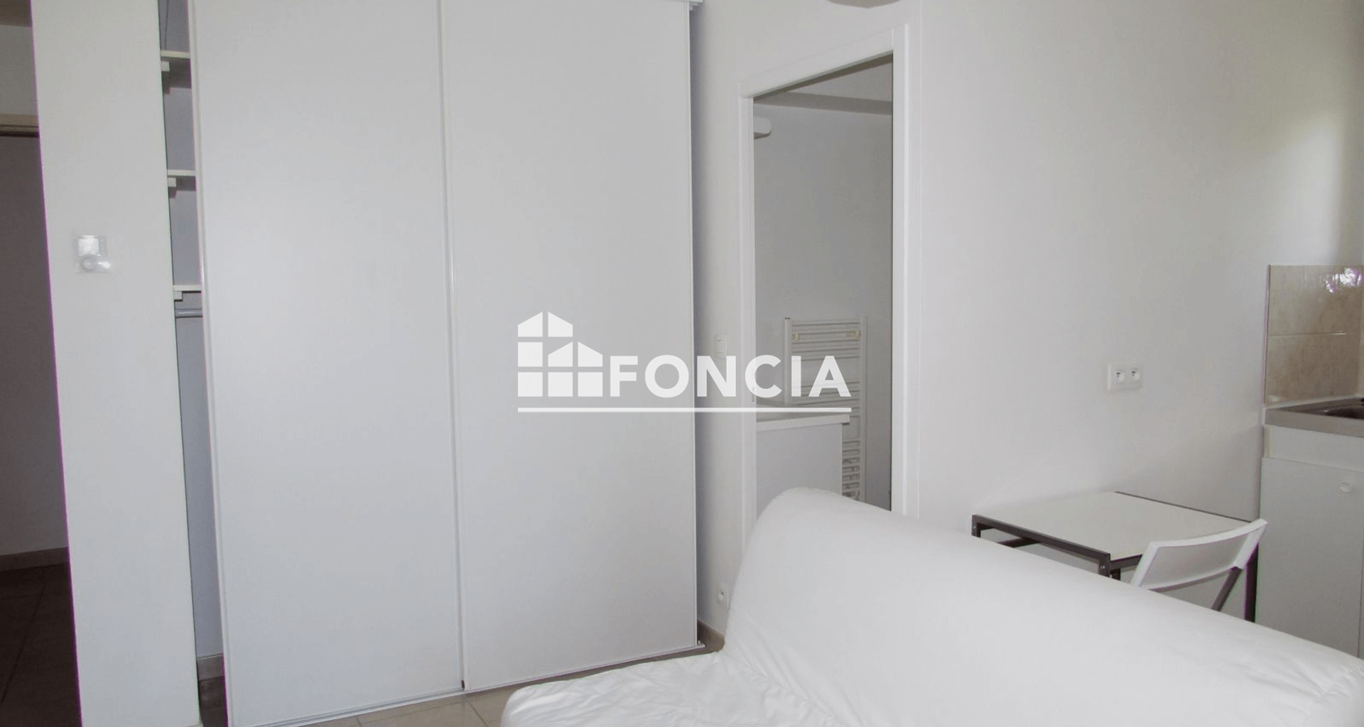 Studio (20.07 m²) à louer - Saint-martin-d'hères (38400)