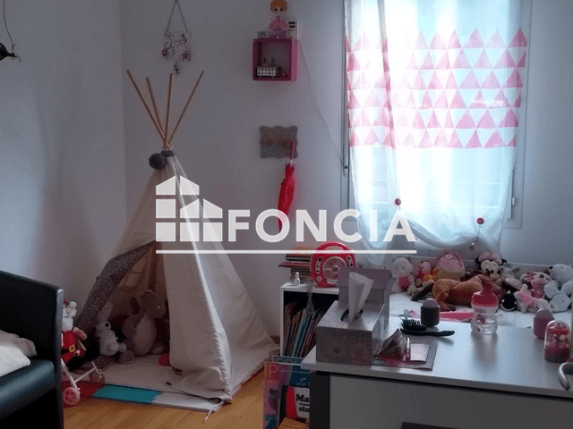 Appartement 3 pièces (65 m²) à louer - Bourgoin Jallieu (38300)