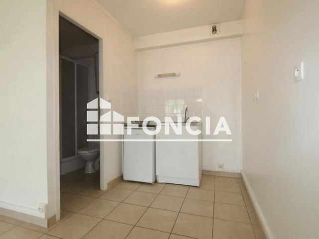 Studio (22.07 m²) à louer - Saint Martin D'heres (38400)