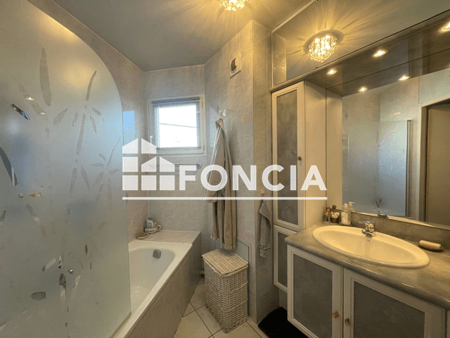 Appartement 3 pièces (73.77 m²) à louer - Barberaz (73000)