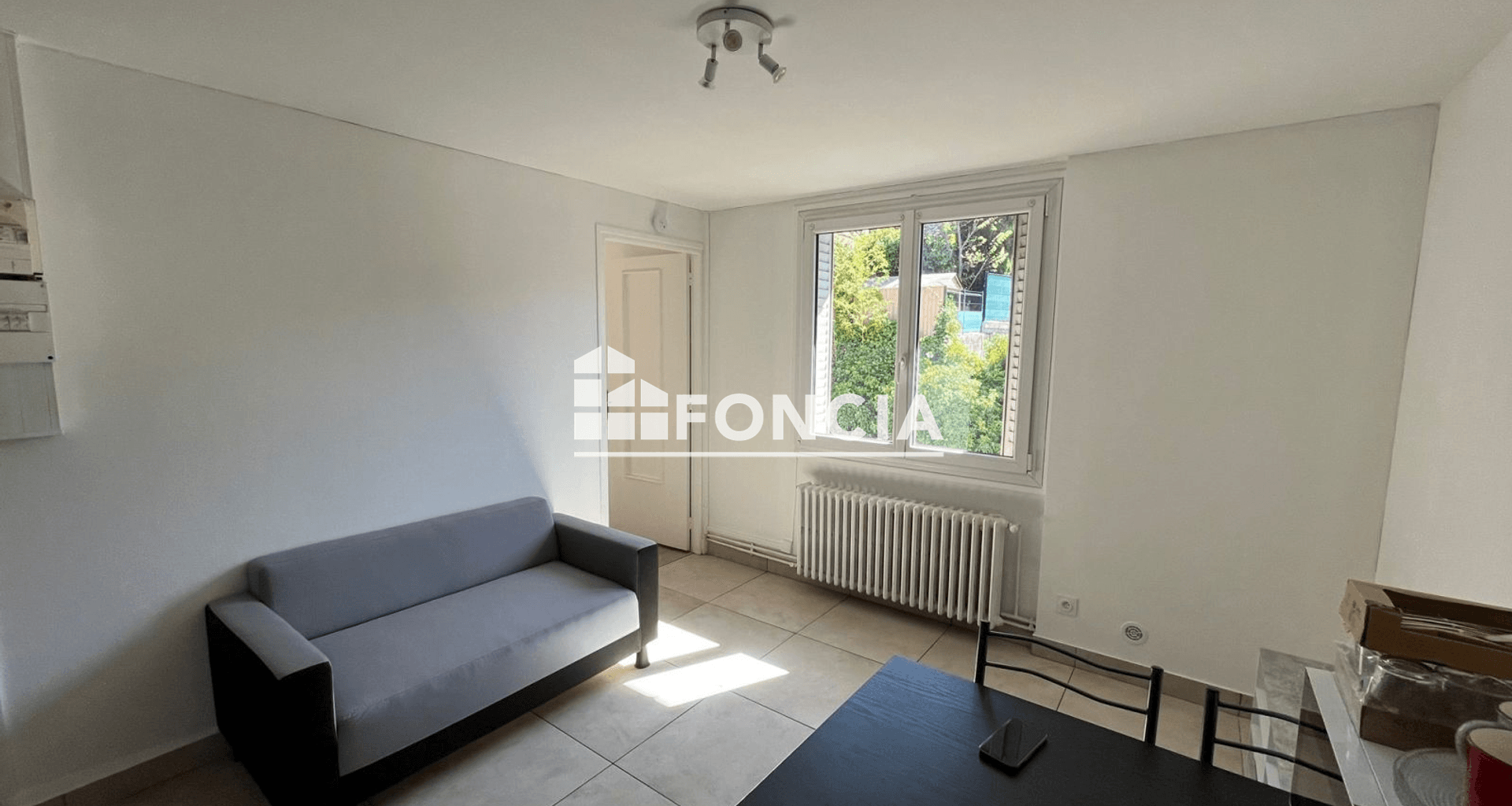 Appartement meublé 2 pièces (29.06 m²) à louer - Chambéry (73000)