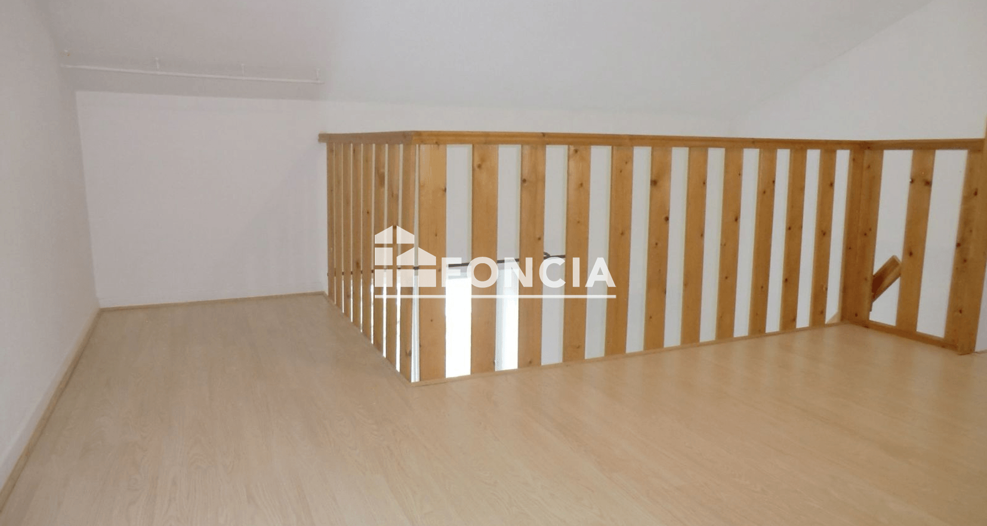 Studio (23.6 m²) à louer - Voiron (38500)