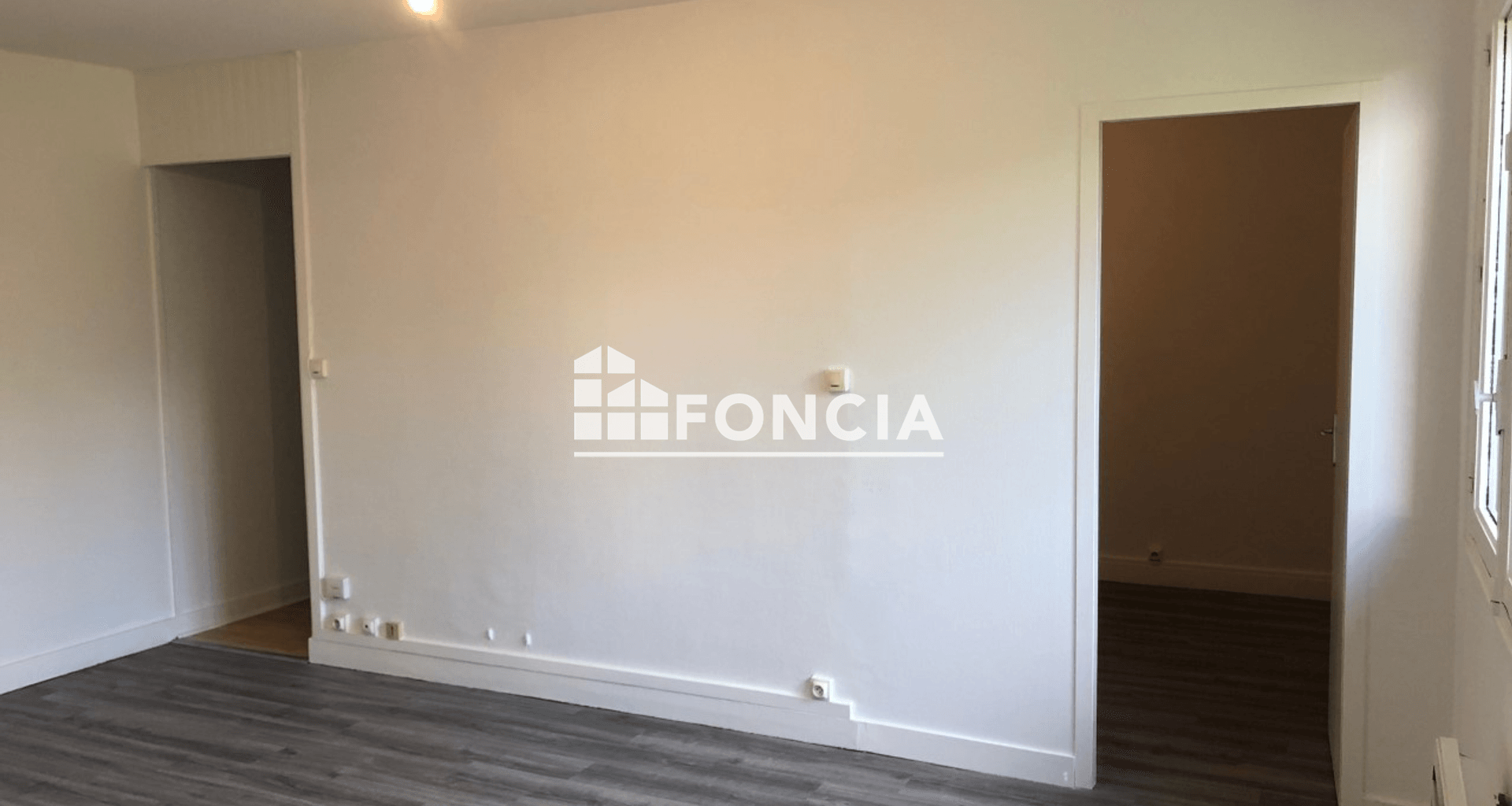 Appartement 4 pièces (60.74 m²) à louer - Saint-martin-d'hères (38400)