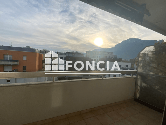 Appartement 3 pièces (77.58 m²) à louer - Grenoble (38100)