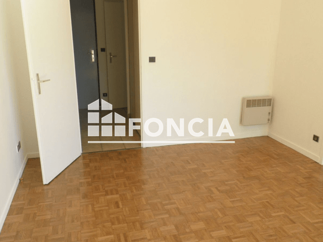 Studio (35.87 m²) à louer - La Cote Saint Andre (38260)