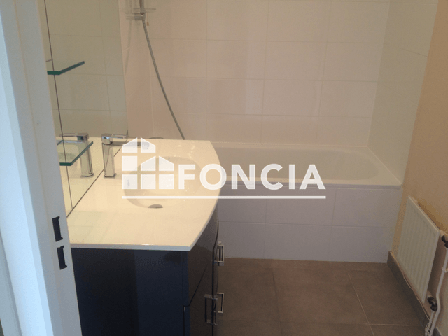 Appartement 4 pièces (85.2 m²) à louer - Vif (38450)