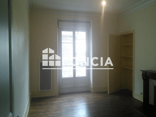 Studio (37.81 m²) à louer - Grenoble (38000)