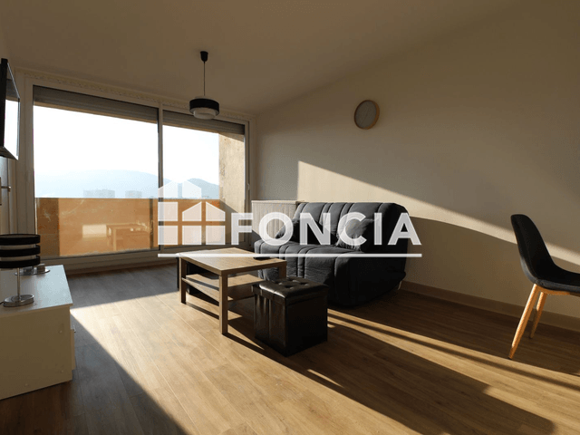 Studio meublé (29.67 m²) à louer - Echirolles (38130)