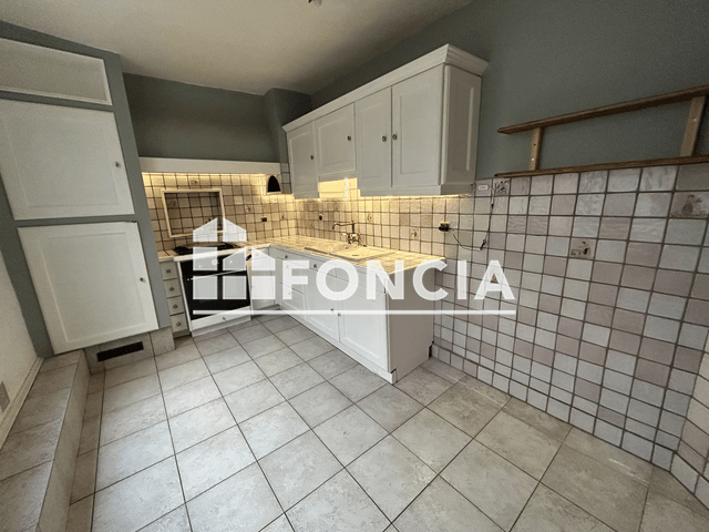 Appartement 5 pièces (121.72 m²) à louer - Grenoble (38000)