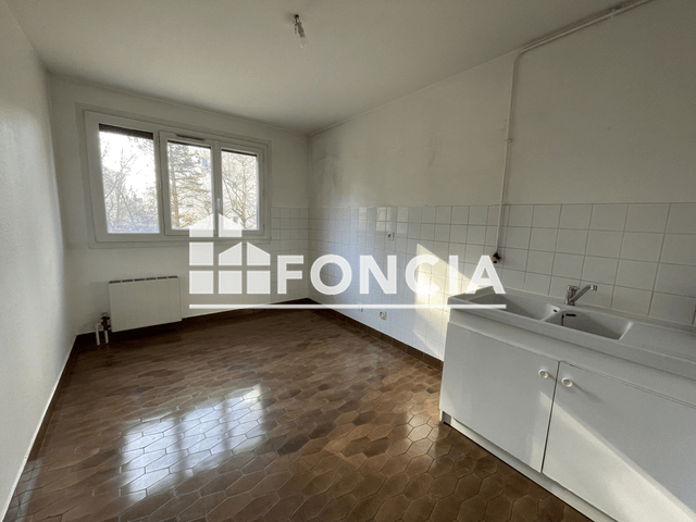 Appartement 3 pièces (78.32 m²) à louer - Saint-martin-d'hères (38400)