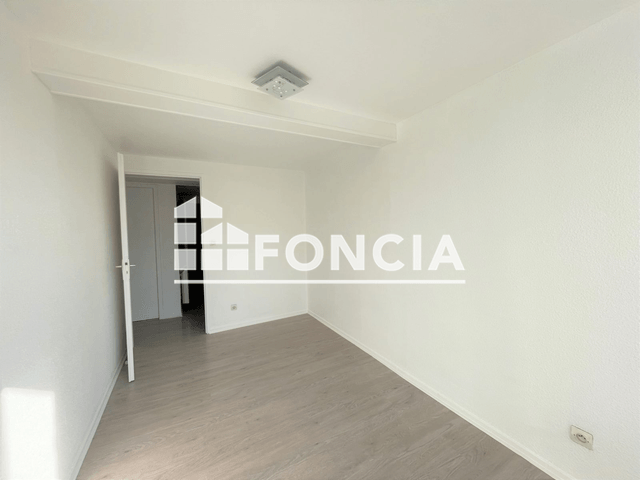 Appartement 3 pièces (59.9 m²) à louer - Voiron (38500)