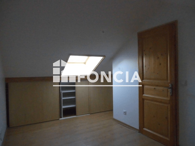 Appartement 3 pièces (49.87 m²) à louer - La Roche Des Arnauds (05400)