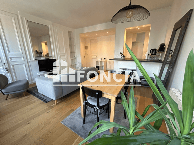 Appartement meublé 2 pièces (48.52 m²) à louer - Lille (59000)