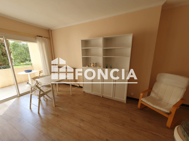 Studio meublé (24.2 m²) à louer - Toulon (83000)