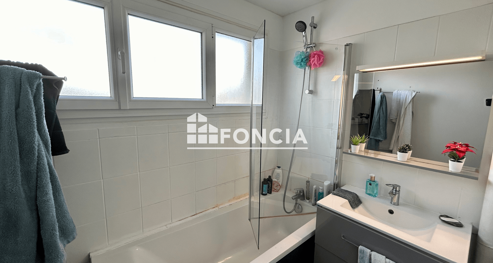 Appartement 4 pièces (74 m²) à louer - Saint-étienne-du-rouvray (76800)