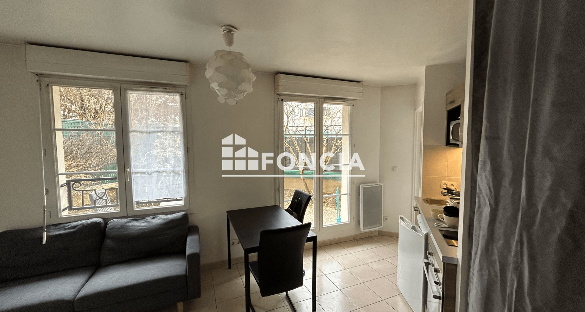 Appartement meublé 2 pièces (25.98 m²) à louer - Corbeil-essonnes (91100)